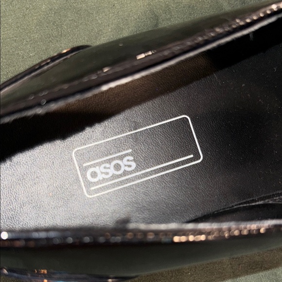 ASOS size 9 Men's Black Patent Leather Shoes - Picture 6 of 8